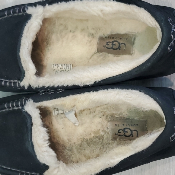 Ugg Australia Women Loafer Slip on Insulated lined moc shoes sz 7 - Picture 9 of 12